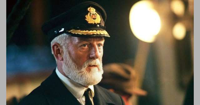 وفاة-الممثل-البريطاني-الذي-أدى-دور-قبطان-سفينة-“تايتانيك”-–-دار-الخبر