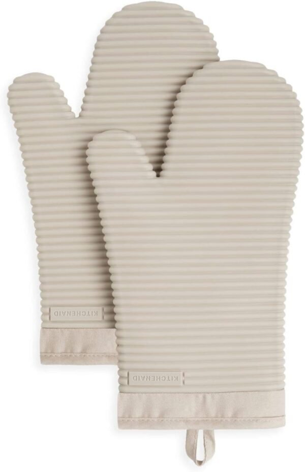 <h3>KitchenAid Ensemble de Gants de Cuisine côtelés en Silicone Doux, 17,8 x 33 cm, Milkshake</h3>