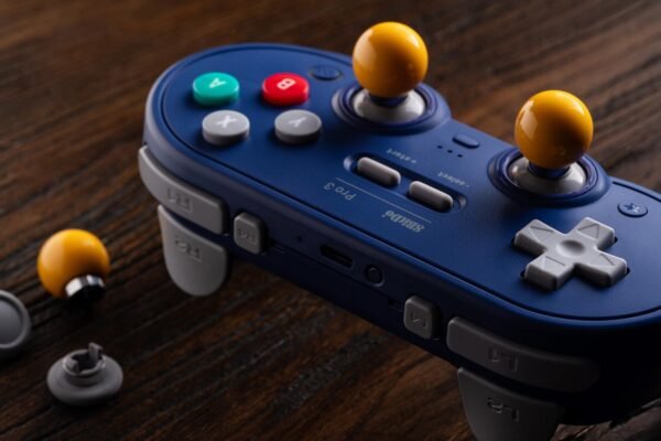 8BitDo Pro 3 Bluetooth Controller for Switch/Switch 2 – TMR Joysticks, Swappable ABXY Buttons, Pro Back Buttons, Charging Dock, Hall Effect Triggers, for Windows, Apple, SteamOS, Android - Purple – Image 5