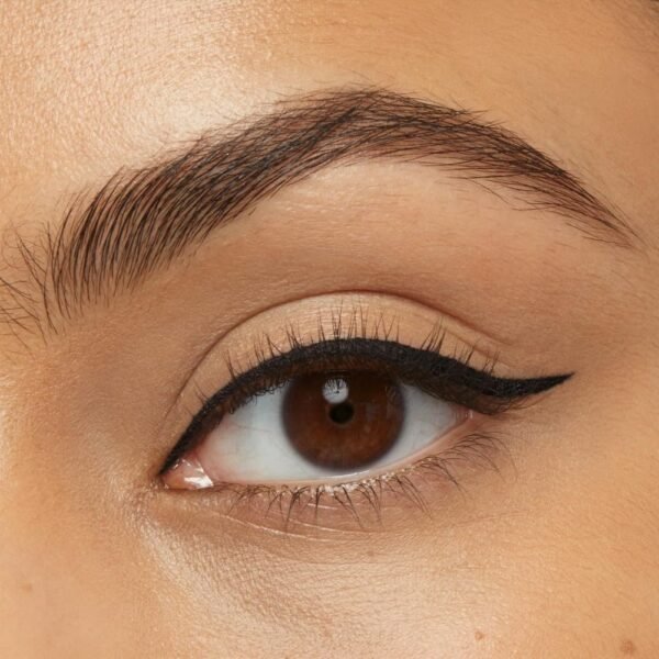 Maybelline New York - Crayon Gel Yeux Effet Smokey - Waterproof & Tenue 36h - Tattoo Liner Smokey - Teinte : Noir – Image 5