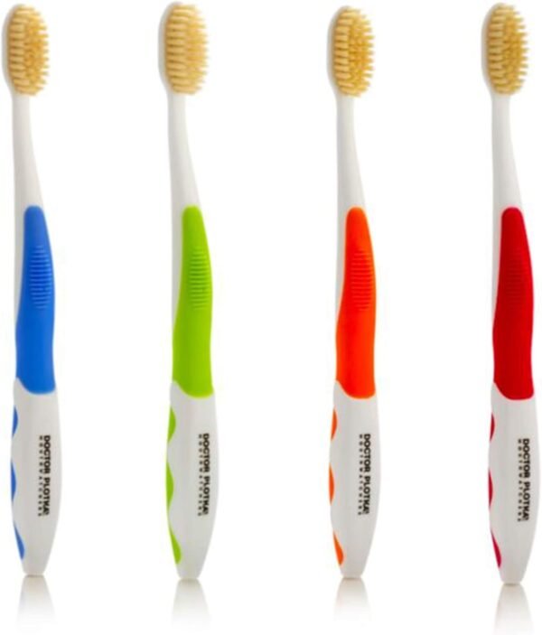 Mouthwatchers Lot de 4 brosses à dents antimicrobiennes avec poils argentés pour adulte Orange, bleu, rouge et vert