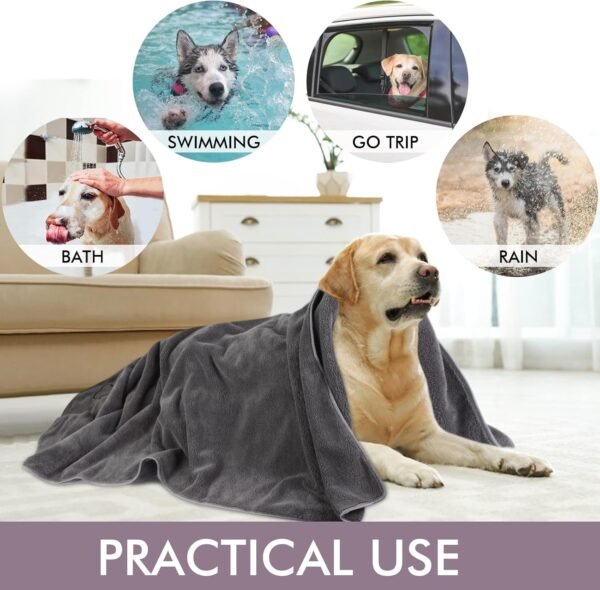 KinHwa Serviette pour Chien Super Absorbant，76cm x 127cm Grande essuie Patte Peignoir Chien séchage Rapide avec Brodé Patte Impression de Nettoyage pour la Pluie,la Douche et la Natation Gri foncé – Image 4