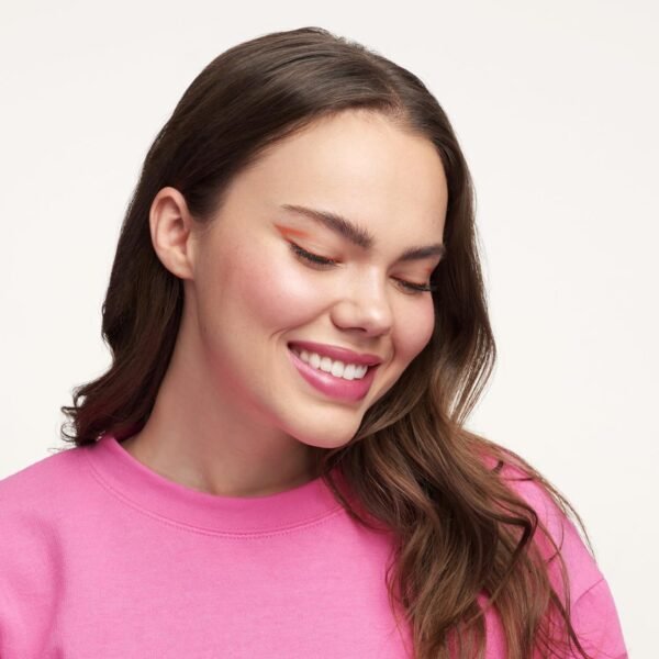 ESSENCE WHAT A TINT! TINTE PARA LABIOS Y MEJILLAS 4.90 ML – Image 6