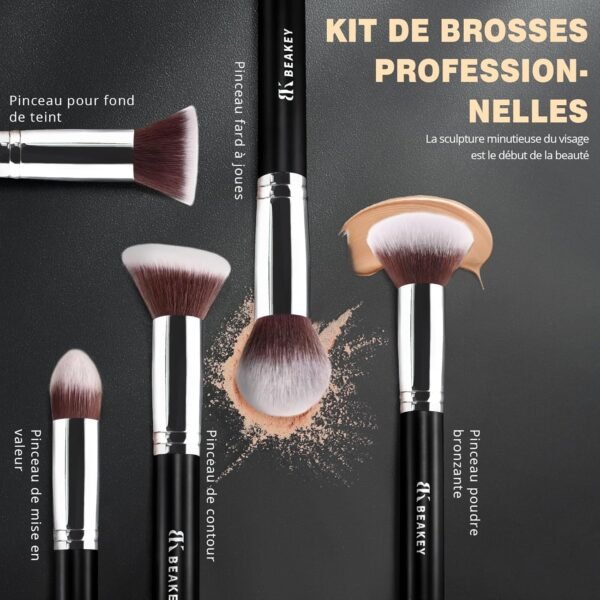 BEAKEY Pinceaux Maquillages Professionnel, Pinceau Maquillage Pour Fond de Teint Blush L'anti-cernes Fard à Paupières Poudre Libre, Avec Blender Eponge(10+2pcs, Noir/Argent) – Image 4