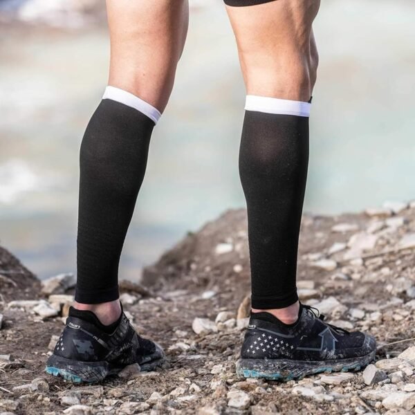 COMPRESSPORT Manchon de Compression Mollets – R2V2 - Protection Musculaire, Performances et Récupération pour le Sport – Ultraléger et Antifatigue – Running, Cyclisme, Trail et Triathlon – Image 7