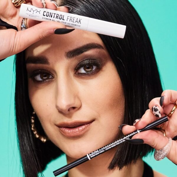 NYX Professional Makeup Gel à Sourcils Control Freak, Mascara avec Gel Fixant Transparent, Sourcils Apprivoisés & Définis, Non Collant & Sans Résidus, 10 ml – Image 3