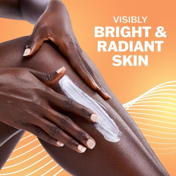 Olay Lotion revitalisante et hydratante pour les mains et le corps avec vitamine C, pompe de 502,7 ml – Image 5