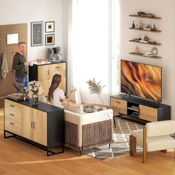 HOMCOM Meuble TV Meuble télé Bois Banc TV pour téléviseur jusqu'à 60 Pouces avec Placard, Compartiments Ouverts, 2 tiroirs, étagère réglable et Passe-câbles pour Salon Chambre à Coucher, Bois Naturel – Image 9