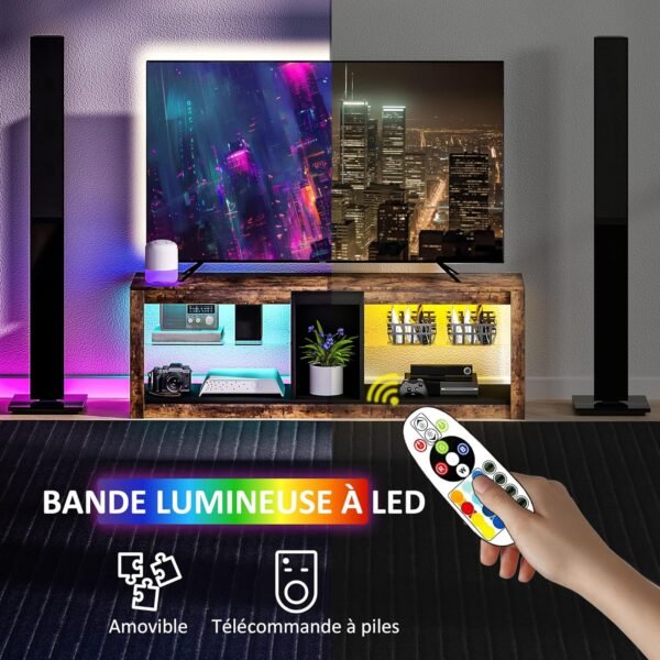 HOMCOM Meuble TV avec lumières LED et télécommande, Meuble télé Bois Banc TV pour téléviseur jusqu'à 65 Pouces avec étagères et Compartiments Ouvert, pour Salon Chambre à Coucher, 140x35x47cm, Marron – Image 3