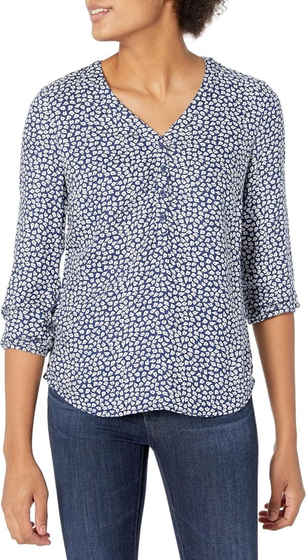 Amazon Essentials Chemisier Boutonné à Manches 3/4 et Col en V, Coupe Ample Femme