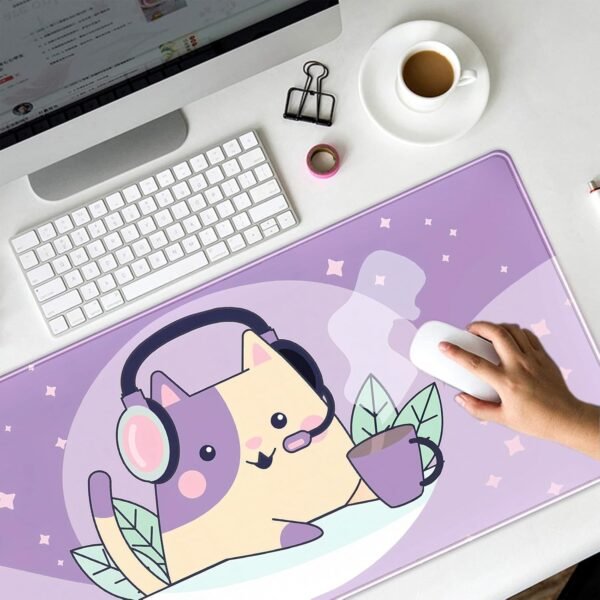 Mechanical Cattle Kawaii Tapis de Bureau Motif Chat de l'espace Violet - Grand Tapis de Souris XXL - Tapis de Souris Long pour Clavier de Jeu - 80 x 40 cm - Accessoires de Bureau Mignons pour Filles – Image 5
