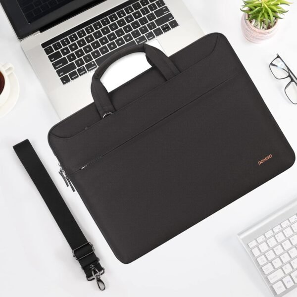DOMISO 14 Pouces Imperméable Housse de Protection Ordinateur Portable avec Port de Chargeur USB Externe Sacoche Bandoulière pour 14" ThinkPad P14s T14s L14 Gen 2/Lenovo Yoga 520/Chromebook 3, Noir – Image 5