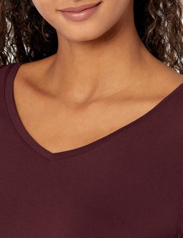 Amazon Essentials T-shirt swing à manches 3/4 et col en v (disponible en grande taille) Femme, Lot de 2 – Image 4