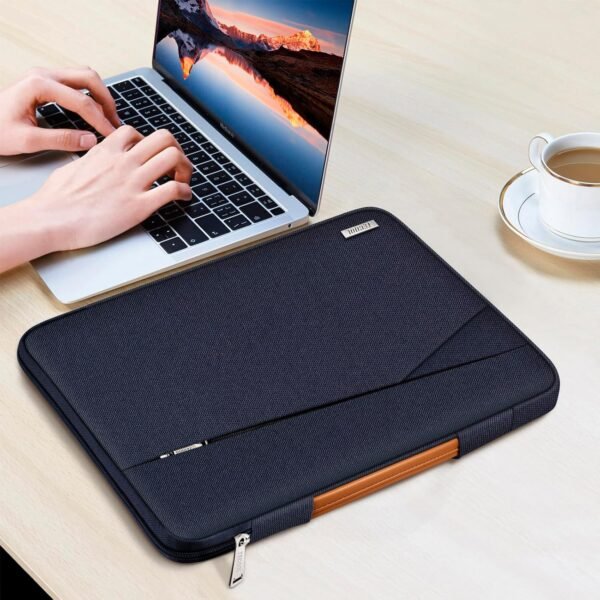 TECOOL 13,3 Pouces Housse Compatible avec MacBook Air 13 13,6 M1 M2 M3 M4(2010-2025), MacBook Pro 13(2012-2022), MacBook Pro 14 (2021-2024), Pochette 13 Ordinateur Portable Sac, Bleu Foncé – Image 7