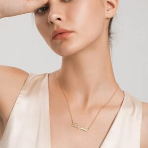 Alternative view of UMAGICBOX Collier Personnalisé avec Prénom - En Acier Inoxydable 316, Plaqué Or 18K, Artisanal, 14 Styles de Polices et 4 Couleurs au Choix - Emballage Élégant
